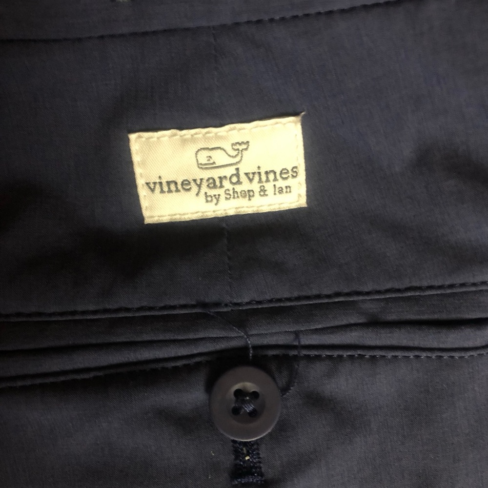 Vineyard Vines boys shorts size 12